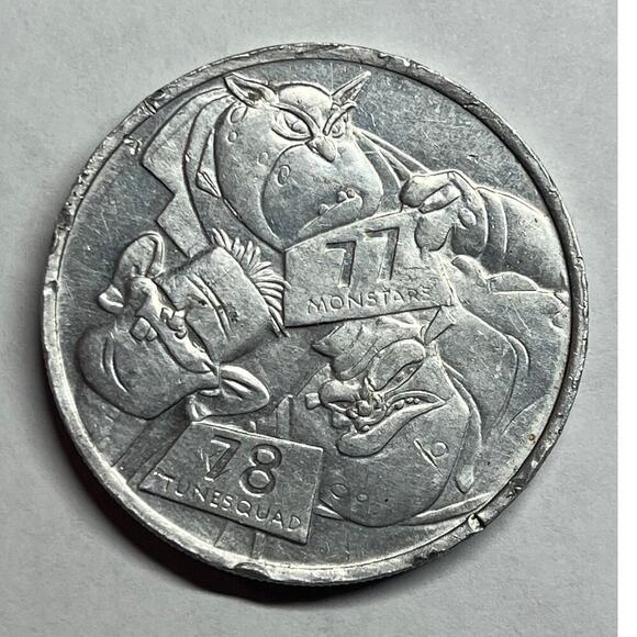 Vintage 1990's Space Jam Michael Jordan Looney Tunes Collector's Coin Tune Squad - Picture 2 of 3